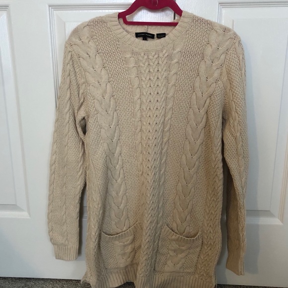 Beige sweater - Picture 1 of 1